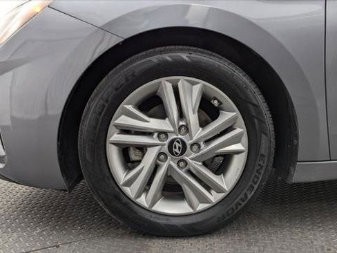 Used 2019 Hyundai Elantra SEL w/ Cargo Package image 27