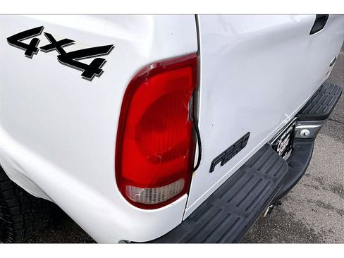 Used 2000 Ford F250 XLT image 22