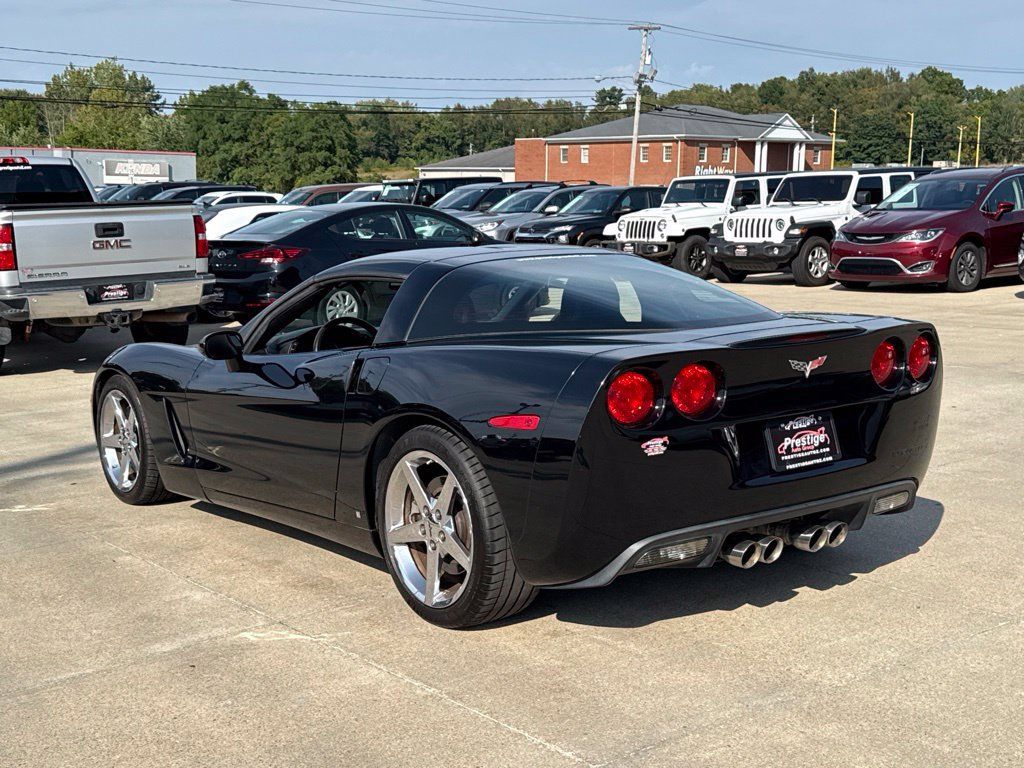 Used 2008 Chevrolet Corvette Coupe w/ Preferred Equipment Group RWD image 8
