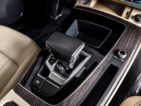 Used 2022 Audi Q5 2.0T Premium image 27