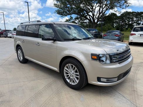 Used 2017 Ford Flex SEL FWD image 4