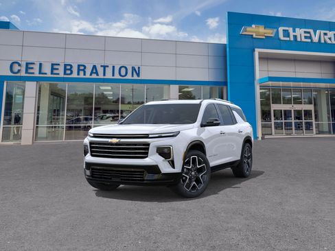 New 2026 Chevrolet Traverse High Country w/ LPO, Floor Liner Package image 8