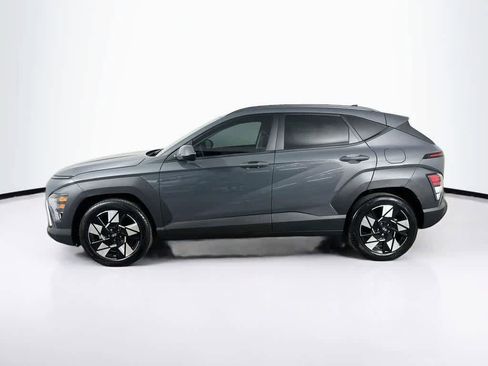Used 2025 Hyundai Kona SEL FWD image 3