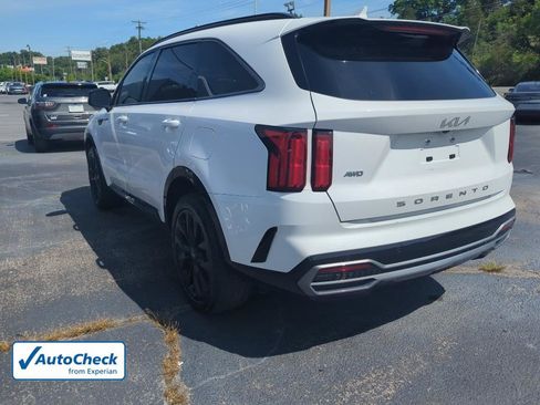 Used 2022 Kia Sorento SX AWD/4WD image 2