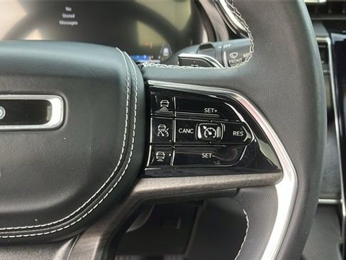 Used 2023 Jeep Grand Cherokee Overland w/ MOPAR Finishing Package image 13