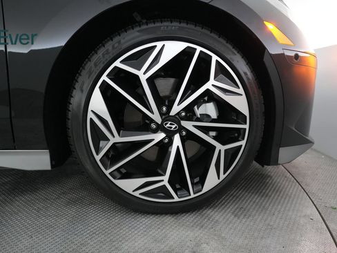 Used 2024 Hyundai Ioniq 6 Limited RWD image 20