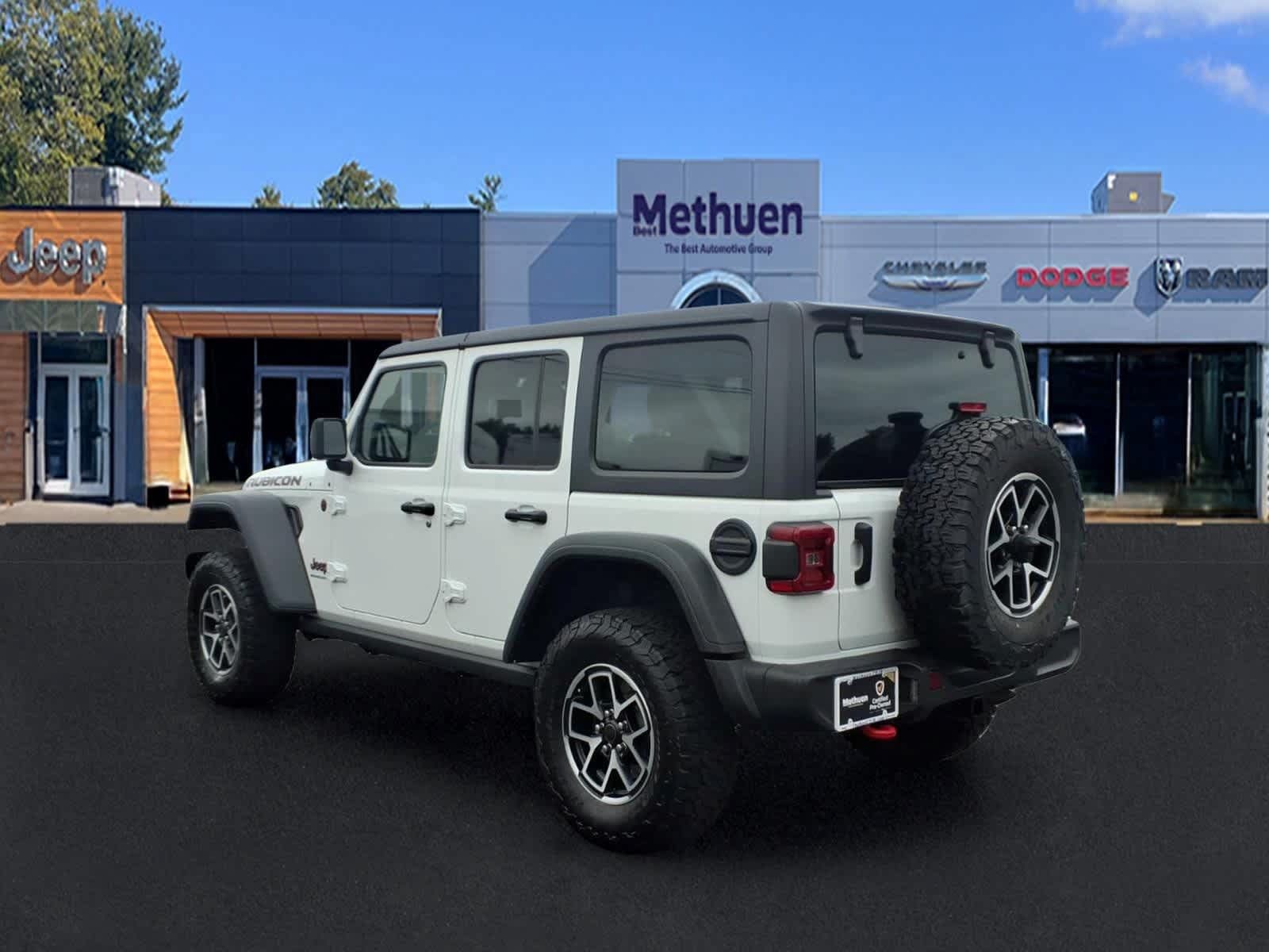 Used 2026 Jeep Wrangler Unlimited Rubicon AWD/4WD image 7