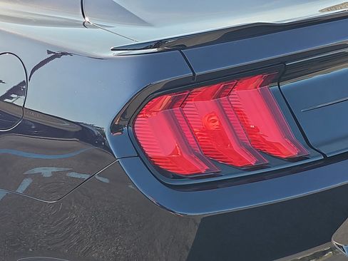Used 2022 Ford Mustang GT w/ Equipment Group 301A RWD image 30
