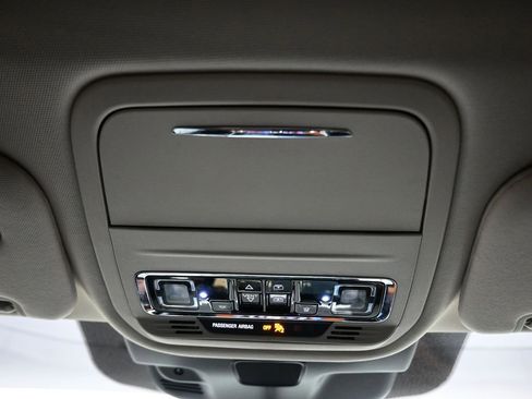 Used 2020 Lincoln Aviator Reserve w/ Equipment Group 202A image 28