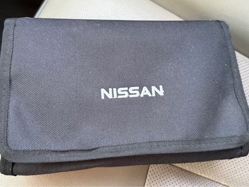 Used 2015 Nissan Quest Platinum image 11