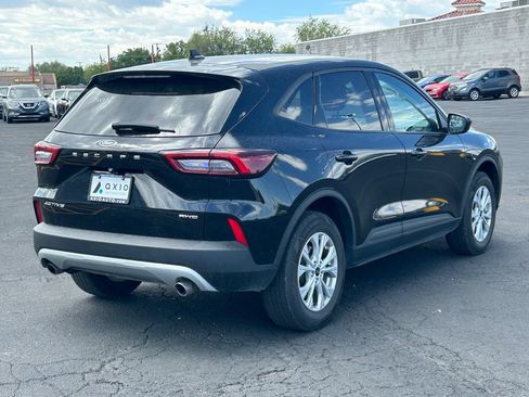 Used 2025 Ford Escape Active AWD/4WD image 3