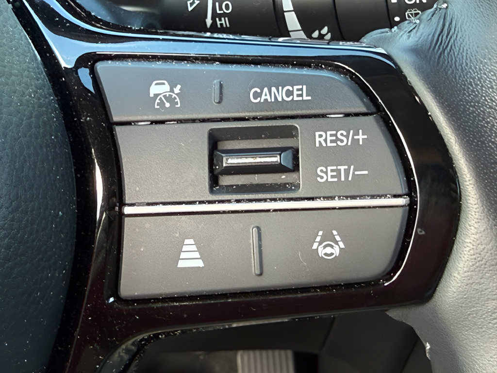 Used 2025 Honda CR-V EX-L image 18