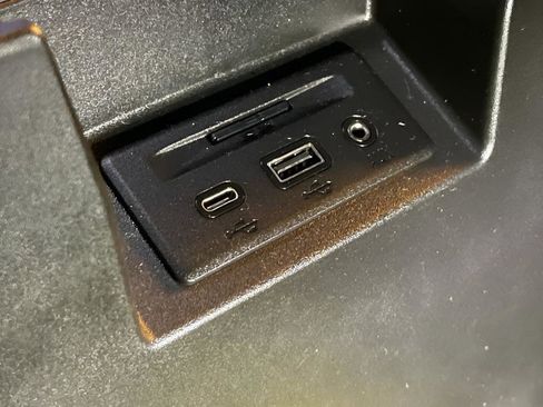 Used 2021 GMC Sierra 2500 Denali w/ Denali Ultimate Package image 30