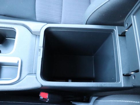 Used 2025 Nissan Sentra SV w/ All-Weather Package image 36