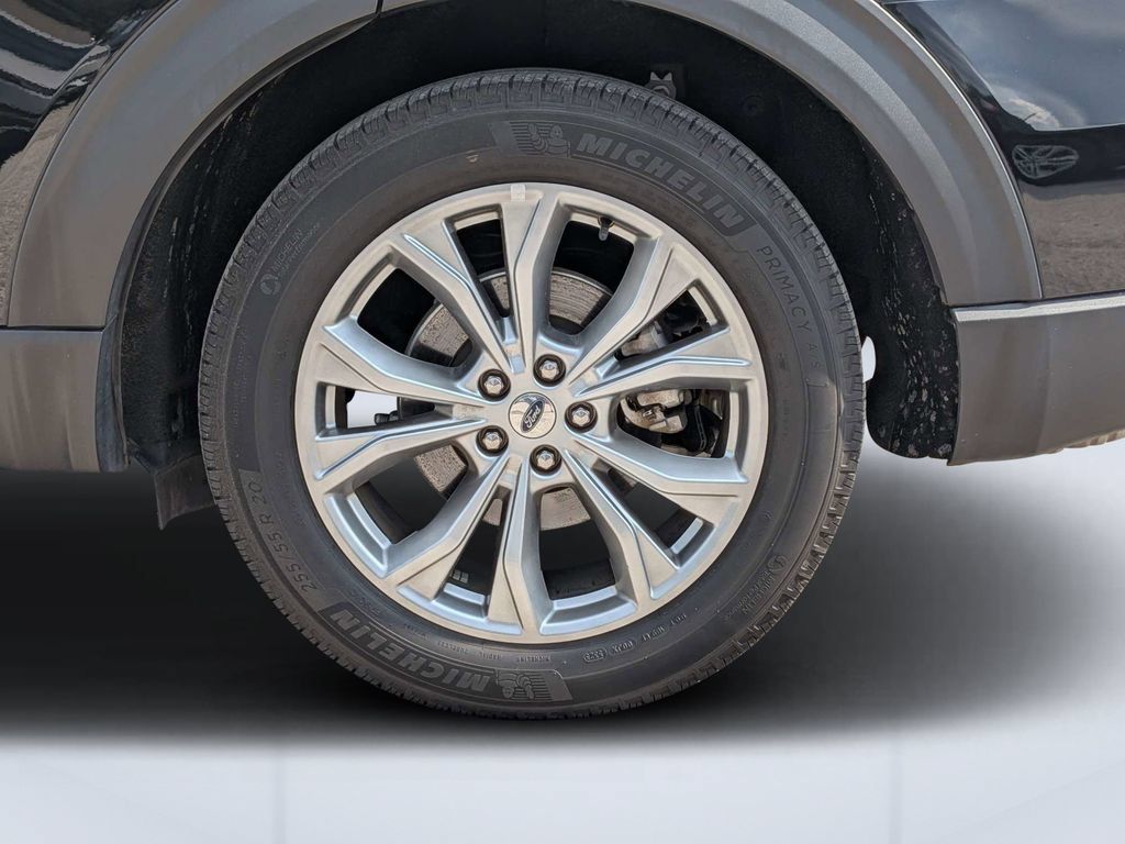 Used 2024 Ford Explorer Limited RWD image 12