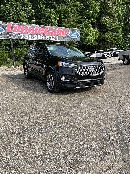 Used 2023 Ford Edge SEL w/ Convenience Package AWD/4WD image 1