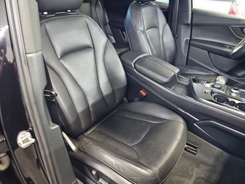 Used 2018 Audi Q7 3.0T Prestige AWD/4WD image 42