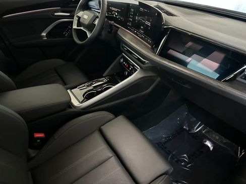 Used 2025 Audi Q5 Prestige AWD/4WD image 16