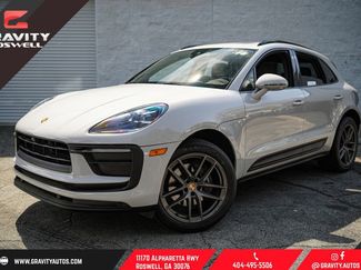 Used 2022 Porsche Macan w/ Premium Package Plus video 1