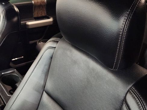 Used 2018 Ford F450 Lariat w/ Lariat Ultimate Package AWD/4WD image 35