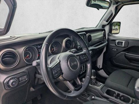 Used 2020 Jeep Wrangler Sport AWD/4WD image 10