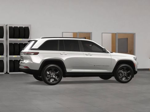 New 2025 Jeep Grand Cherokee Limited image 6