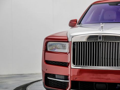Used 2019 Rolls-Royce Cullinan AWD/4WD image 35