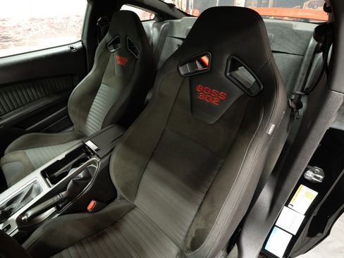 Used 2012 Ford Mustang Boss 302 image 40