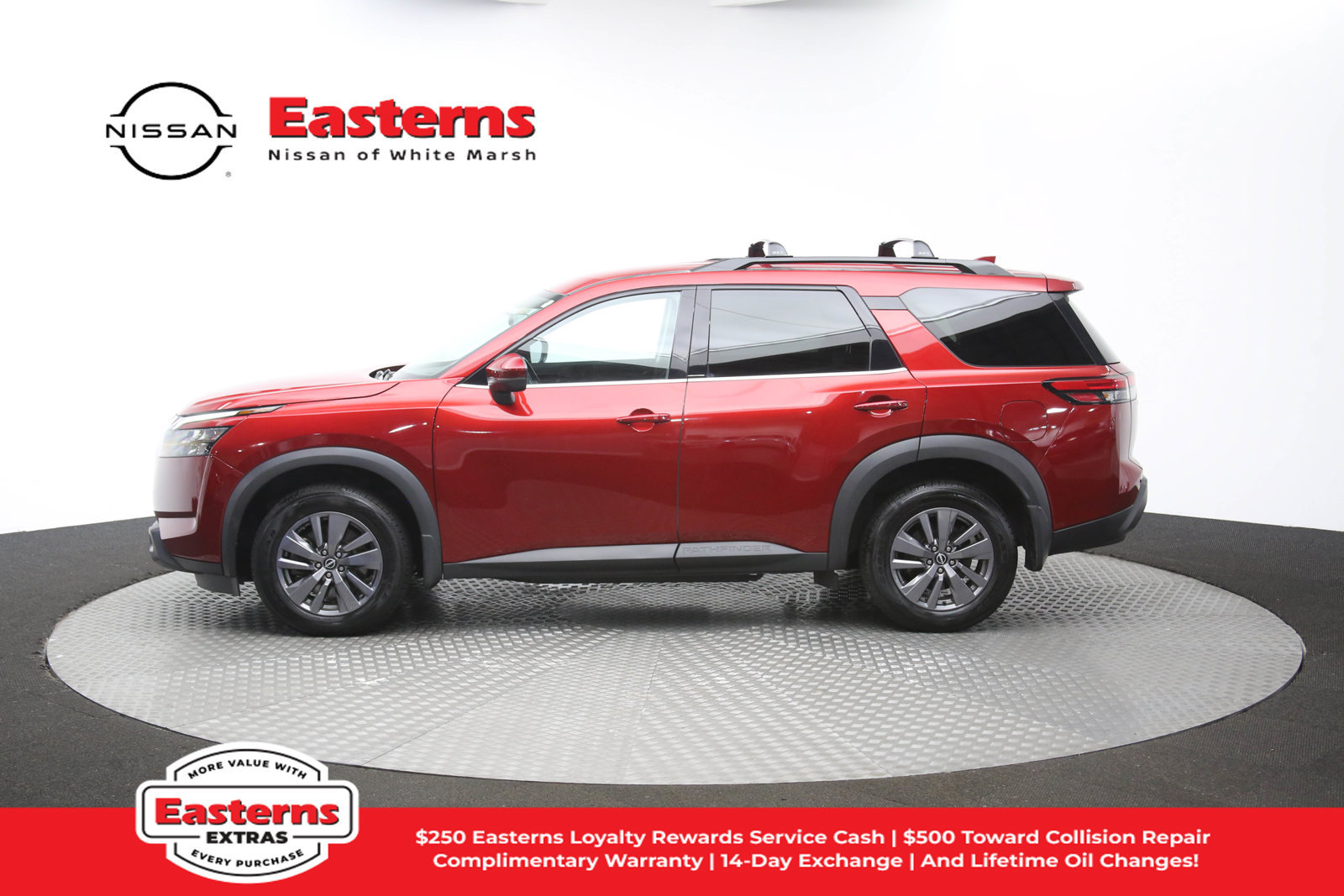 Used 2023 Nissan Pathfinder SV AWD/4WD image 57