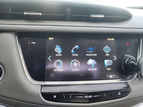 Used 2017 Cadillac XT5 Luxury w/ Driver Awareness Package FWD image 16