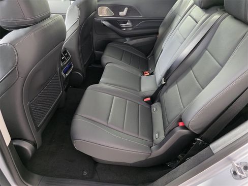 New 2026 Mercedes-Benz GLS 450 4MATIC image 11