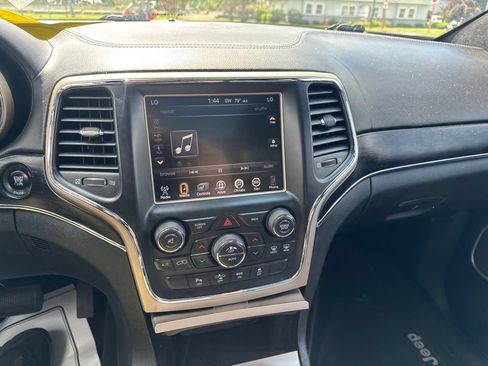 Used 2014 Jeep Grand Cherokee Summit AWD/4WD image 6