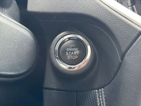 Used 2023 Subaru Forester Premium AWD/4WD image 8