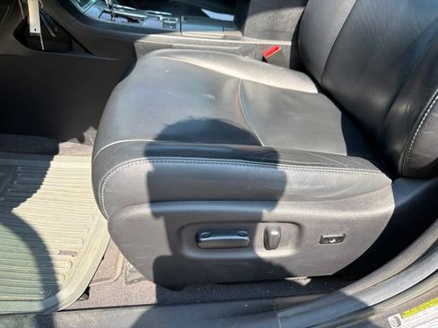 Used 2013 Toyota Highlander SE AWD/4WD image 15