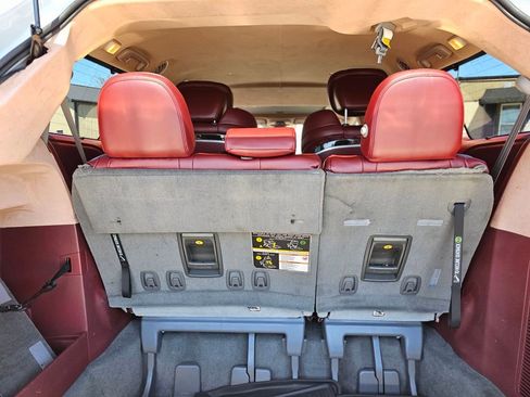Used 2019 Toyota Sienna XLE w/ XLE Navigation Package FWD image 49