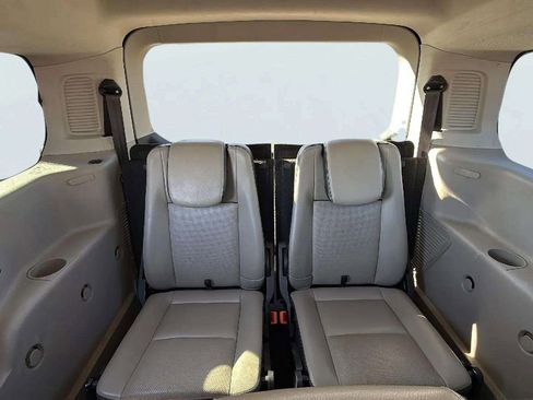 Used 2014 Ford Transit Connect Titanium image 14