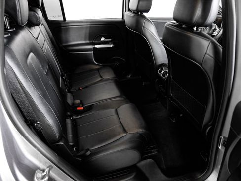 Used 2023 Mercedes-Benz EQB 250+ image 37