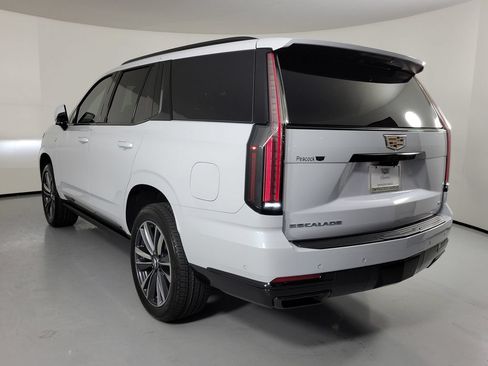 Certified 2026 Cadillac Escalade Sport w/ Touring Package AWD/4WD image 4