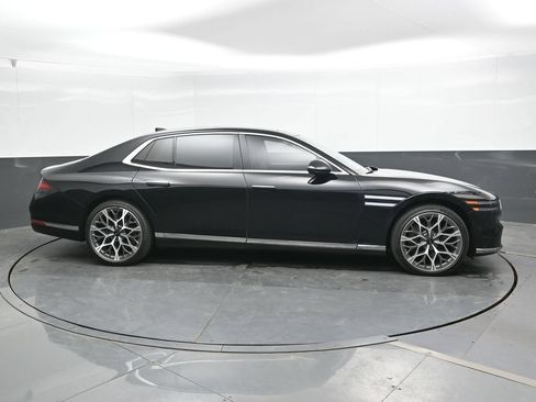 Used 2023 Genesis G90 3.5T AWD/4WD image 4