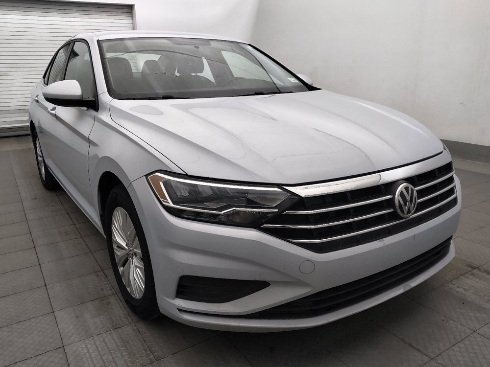 Used 2019 Volkswagen Jetta R-Line FWD image 13
