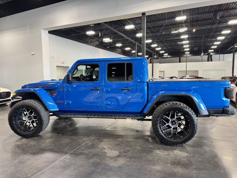Used 2020 Jeep Gladiator Rubicon AWD/4WD image 6