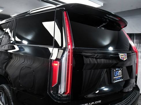 Used 2022 Cadillac Escalade Sport AWD/4WD image 80