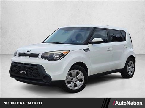 Used 2015 Kia Soul FWD image 1