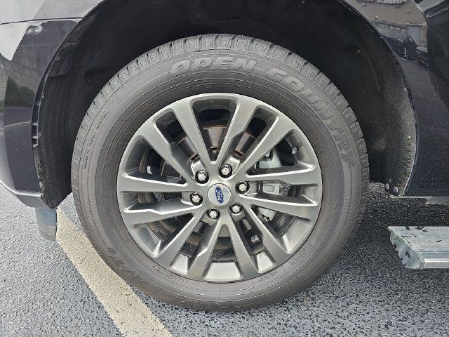 Certified 2020 Ford Expedition Limited RWD image 38