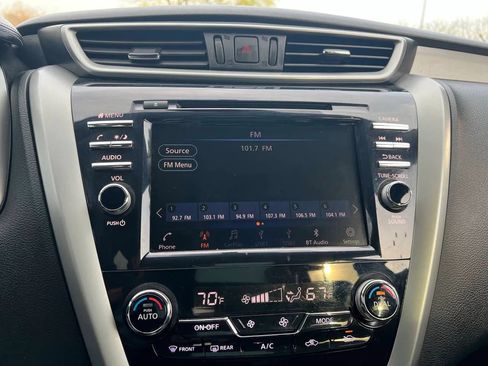 Used 2019 Nissan Murano SV image 19