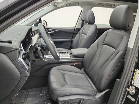 Used 2023 Audi Q7 2.0T Premium w/ Convenience Package AWD/4WD image 15