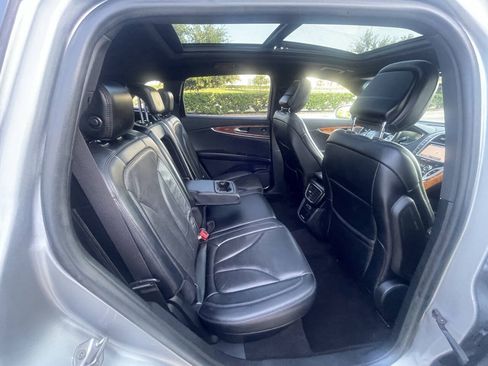 Used 2020 Lincoln Nautilus Reserve w/ Equipment Group 201A AWD/4WD image 16