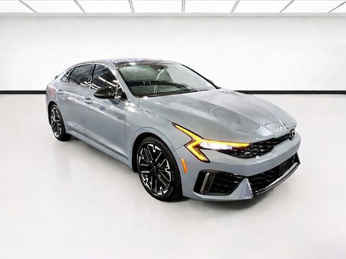 Used 2025 Kia K5 GT FWD image 3