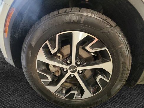 Used 2023 Kia Sportage EX w/ EX Premium Package image 10