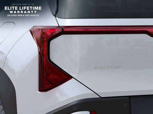 New 2027 Kia Seltos S FWD image 12